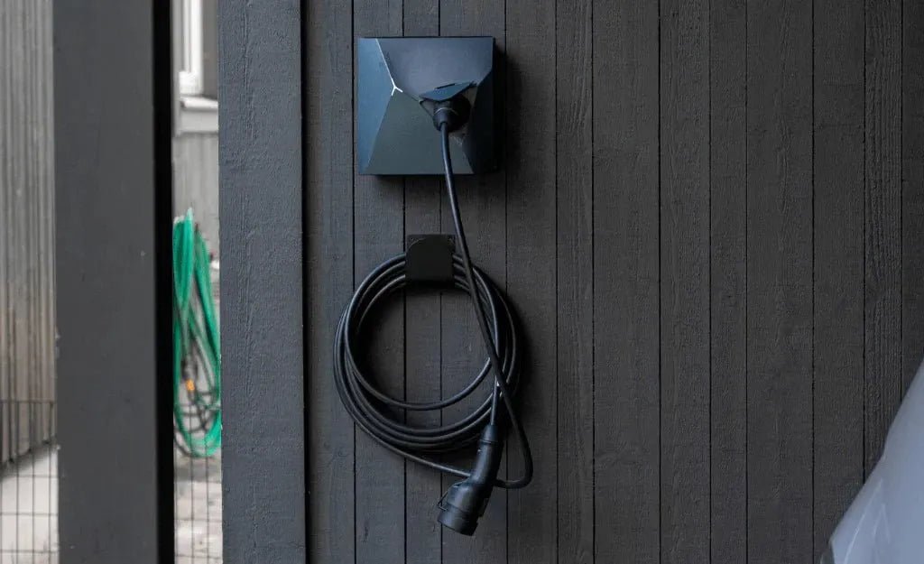 Väggfästen & hållare för laddkablar - Carlevel AB