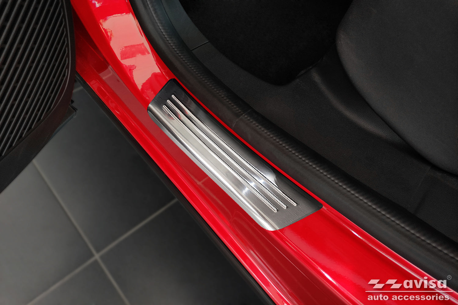 Tröskelskydd Lines Renault Arkana suv 2020+ – Silver satin – detaljbild 2