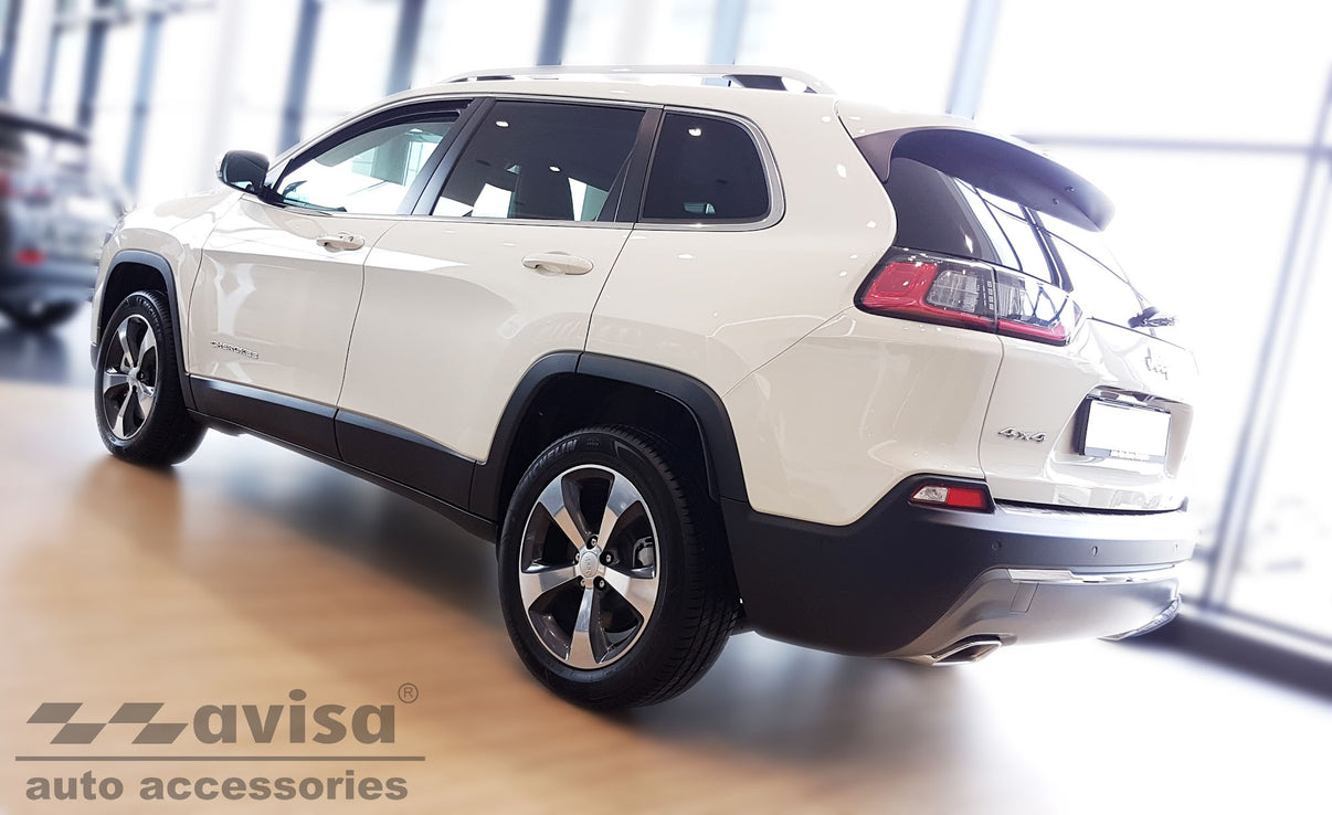 Lastskydd Jeep Cherokee V facelift 2018+ – Silver satin – detaljbild 2