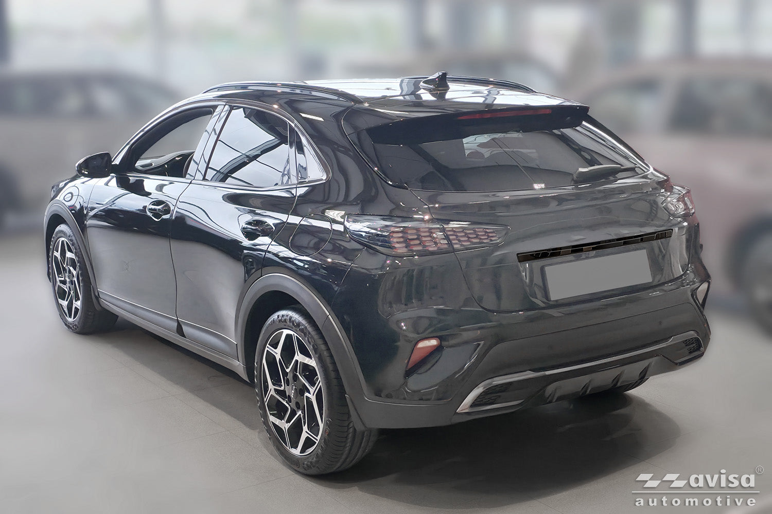 Bakluckelist Kia X-Ceed 2019–2022, facelift 2022+ – Spegelblank svart – detaljbild 2