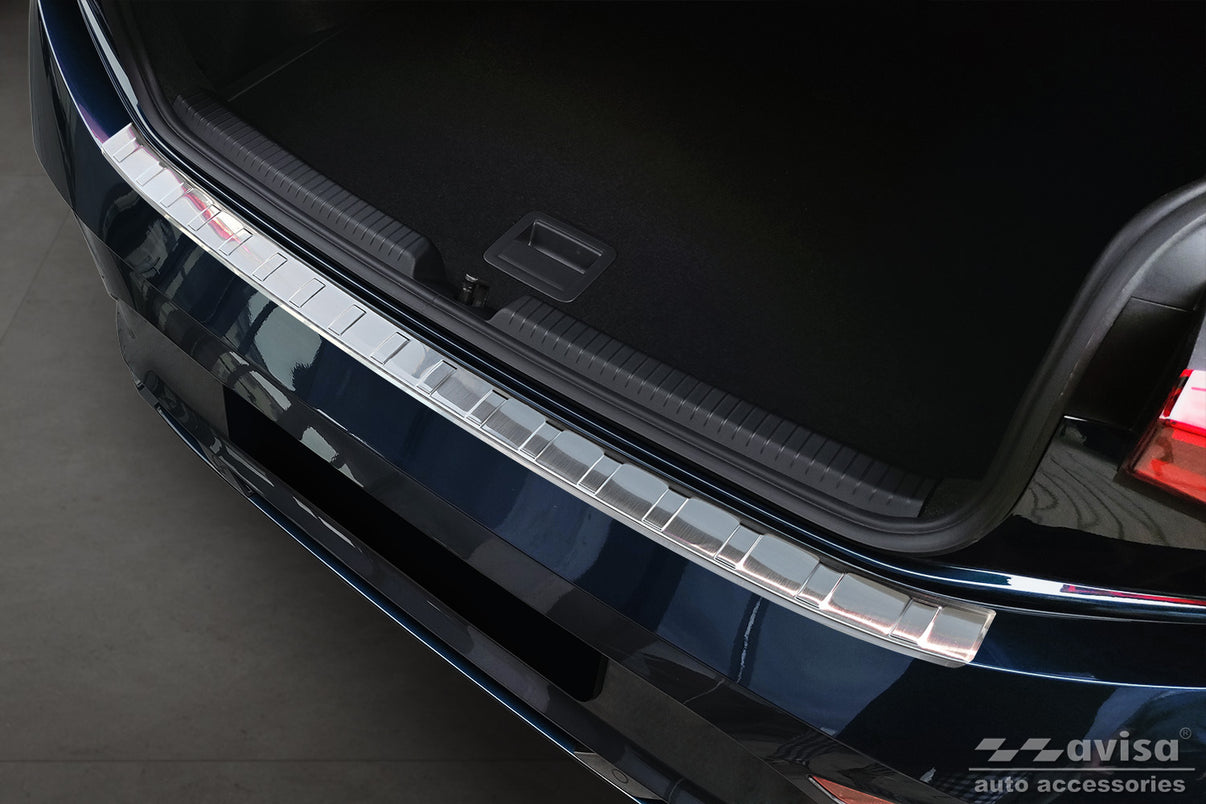 Lastskydd Cupra Born halvkombi 5-dörrars 2021+ – Silver satin – detaljbild 3