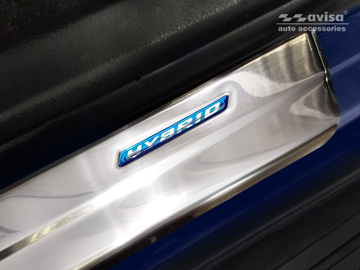 Tröskelskydd Hybrid Suzuki Across 2020+ / Toyota RAV4 V generation/ Hybrid 2018–2026 (fits also to PHEV GR version ) – Silver satin – detaljbild 2