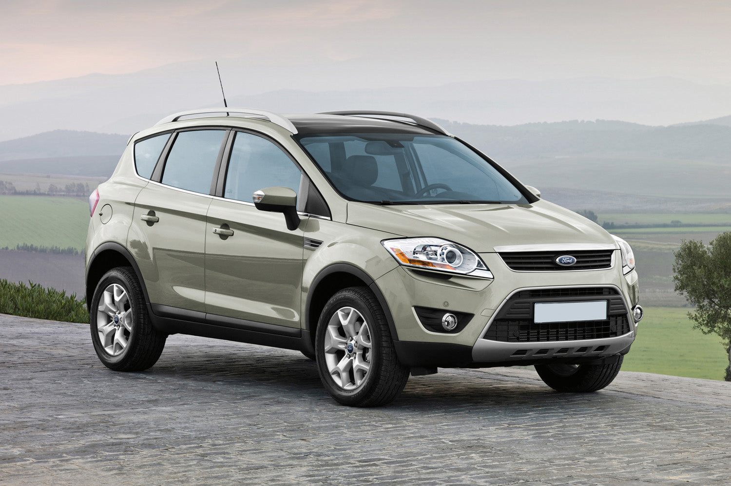 Lastskydd Ford Kuga I 2008–2013 – Svart – detaljbild 2