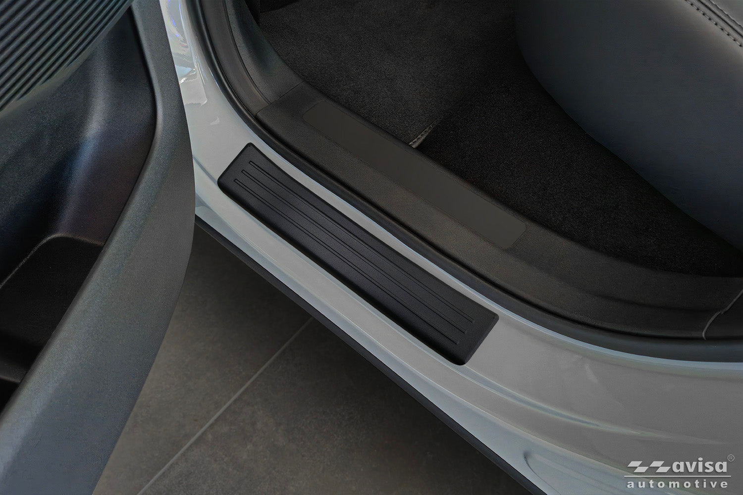Tröskelskydd Black Mat Omoda 9 2024+ – Mattsvart – detaljbild 2