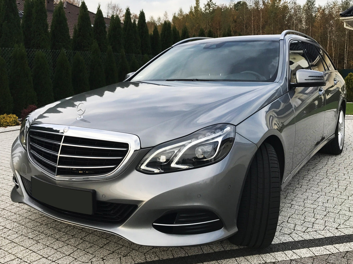 Lastskydd Mercedes E Class W212 Kombi 2013–2015, facelift 2015–2016 – Silver satin – detaljbild 3
