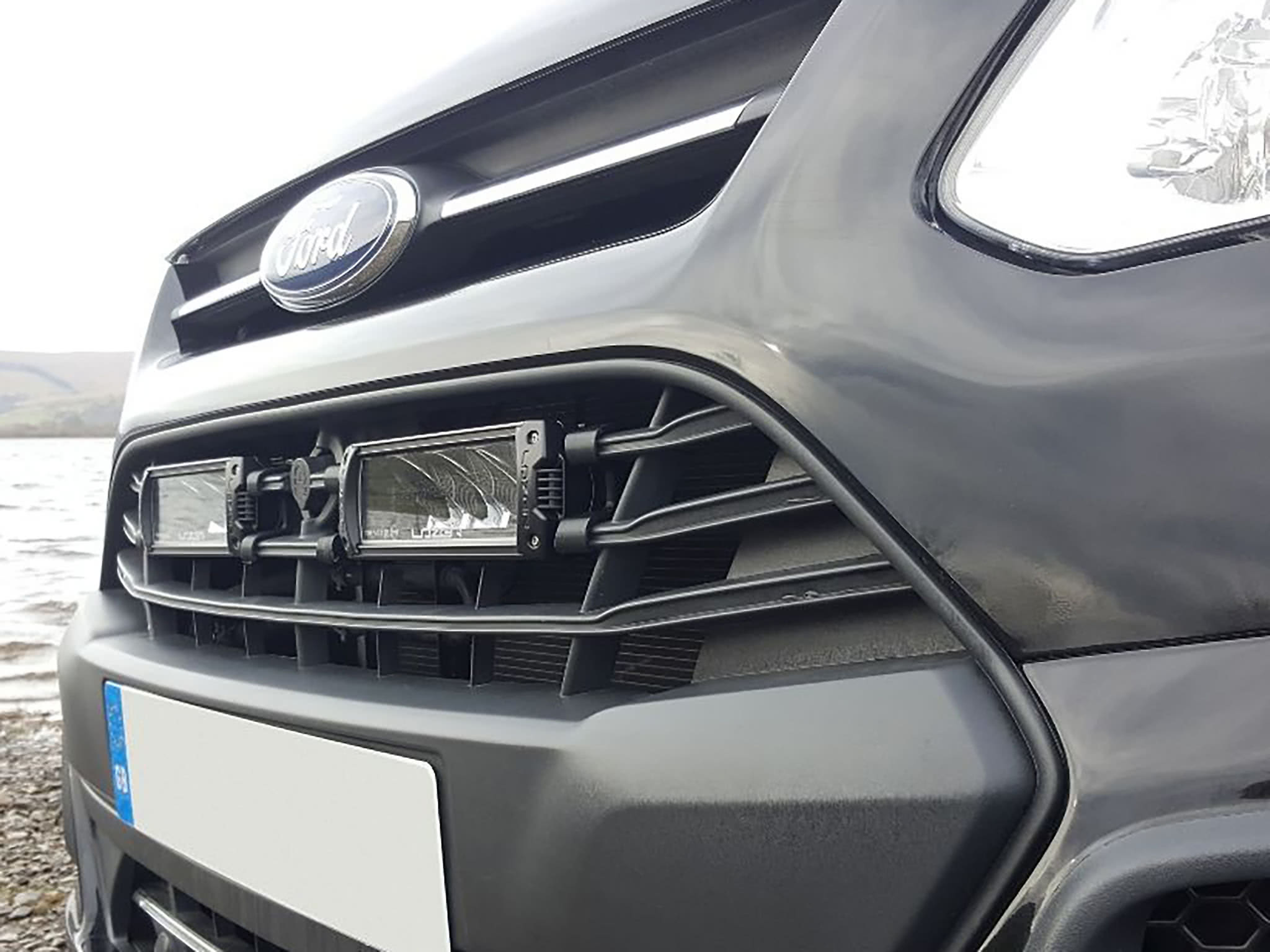 Lazer Led Ramp Kit – Ford Transit C 2012+ 2x Triple – R 750 Std – produktbillede forfra | Laser