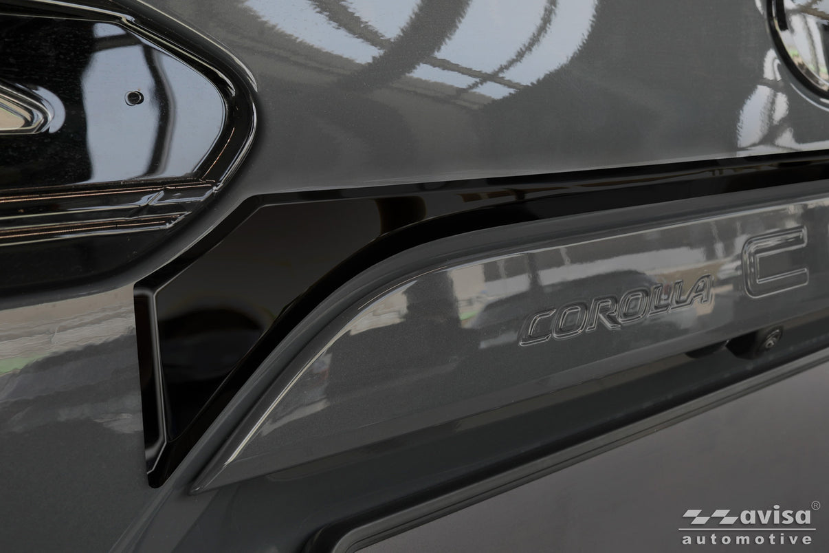 Bakluckelist Toyota Corolla Cross (XG1TJ) 2022–2025, facelift 2025+ – Spegelblank svart – detaljbild 3