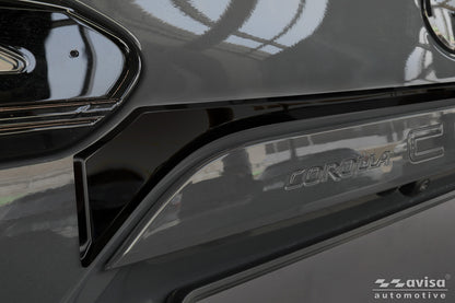Bakluckelist Toyota Corolla Cross (XG1TJ) 2022–2025, facelift 2025+ – Spegelblank svart – detaljbild 3