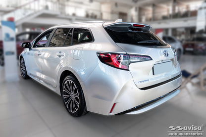 Lastskydd Suzuki Swace Kombi 2020+ / Toyota Corolla XII touring sports 2018+/ GR Sport 2018+ – Svart – detaljbild 2