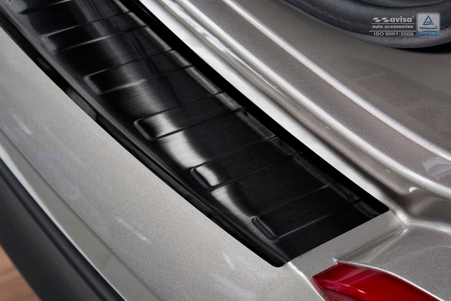 Lastskydd Hyundai Tucson 2015–2018 – Svart – detaljbild 2