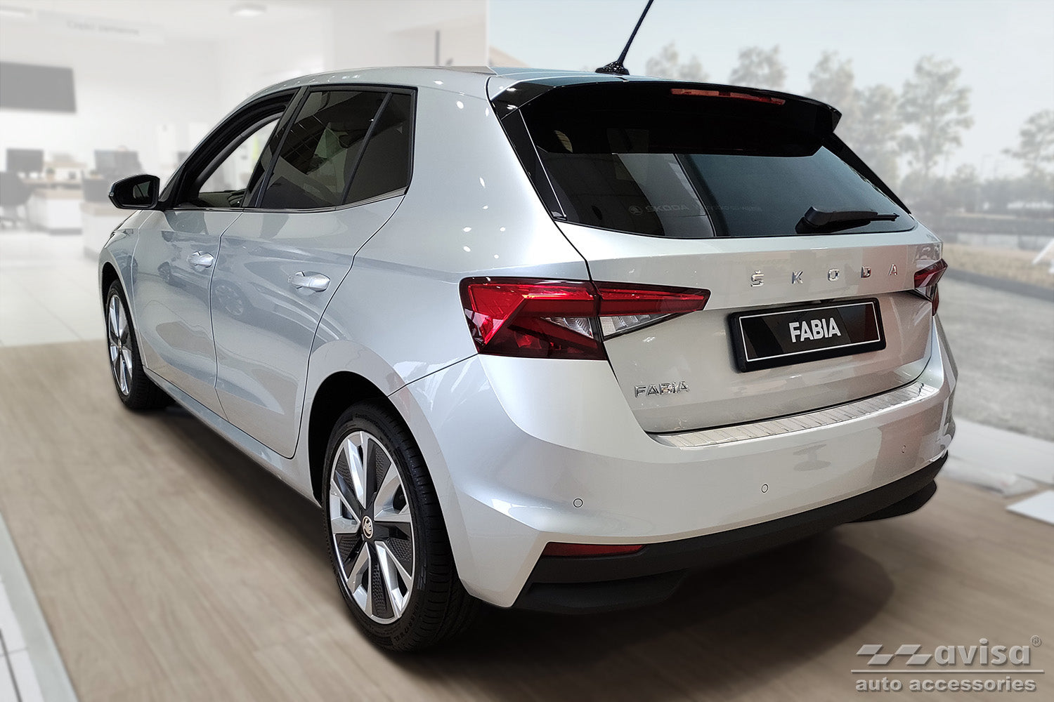 Tröskelskydd Lines Skoda Fabia IV halvkombi 2021+ – Silver satin – detaljbild 3