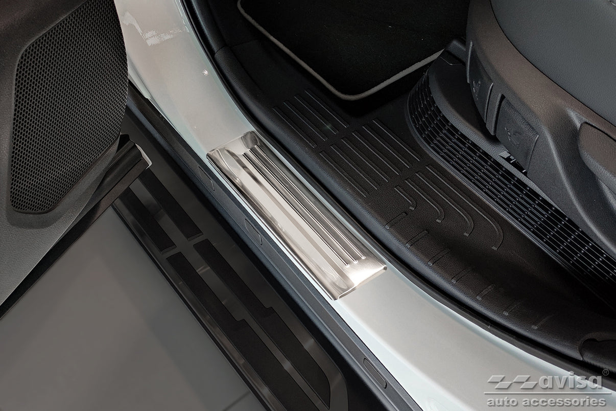 Tröskelskydd Hybrid Toyota Highlander IV (XU70) 2019+ – Svart – detaljbild 2