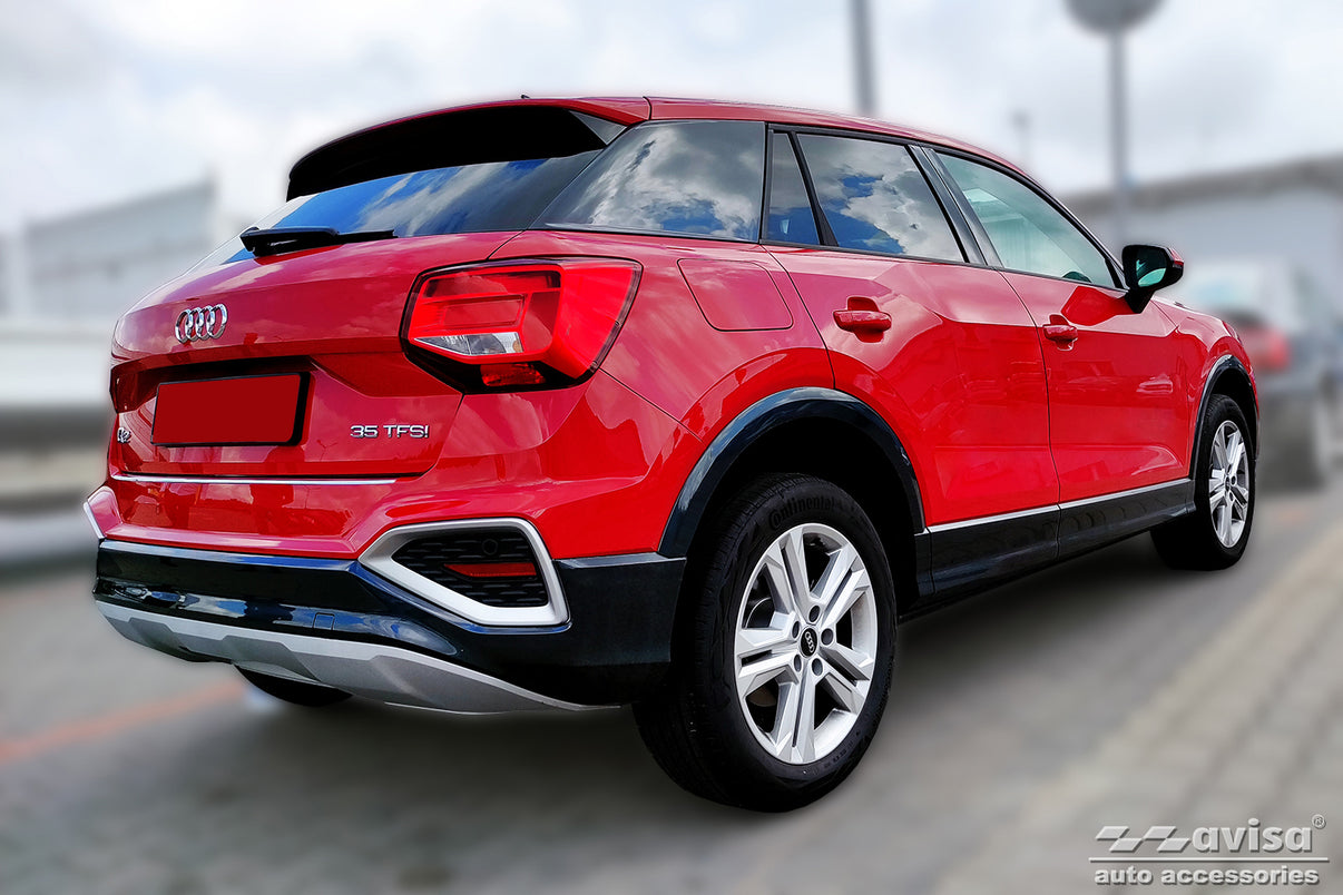 Lastskydd Audi Q2 crossover facelift 2020+ – Silver satin – detaljbild 2