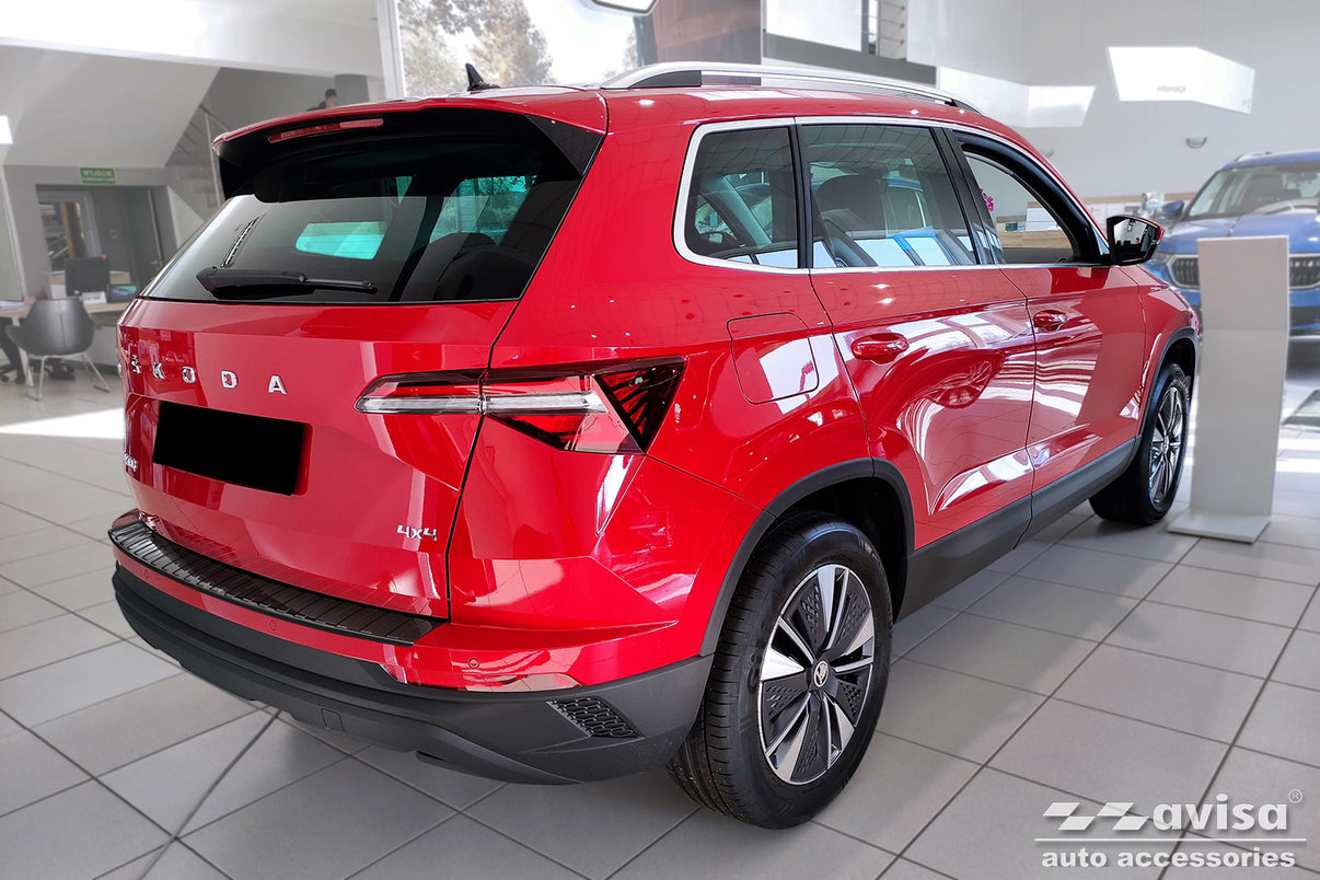 Lastskydd Skoda Karoq facelift 2022+/ Sportline facelift 2022+ – Spegelblank svart – detaljbild 2