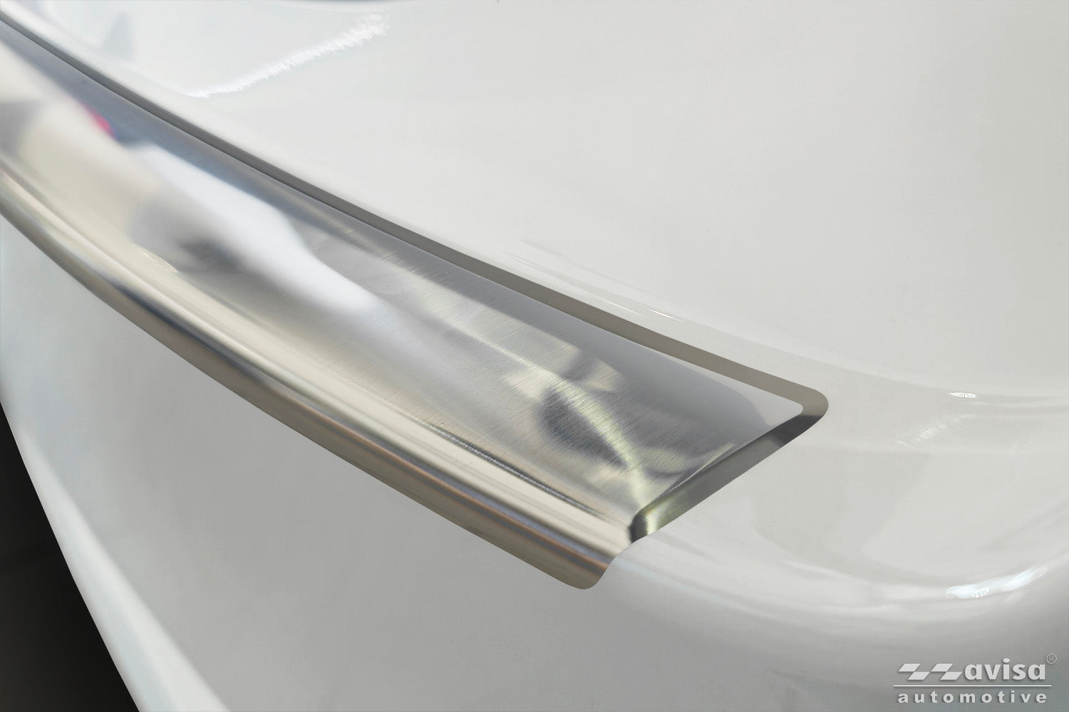 Lastskydd Mazda CX-80 2024+ – Silver satin – detaljbild 3