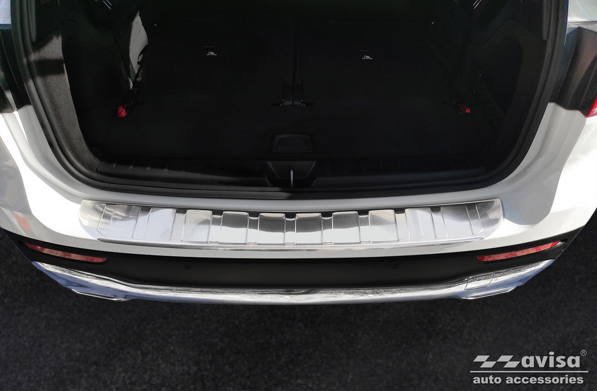 Lastskydd Mercedes Glb (X247) crossover 2019–2025/ Mercedes Glb AMG (X247) 2019–2025 – Silver satin – detaljbild 3