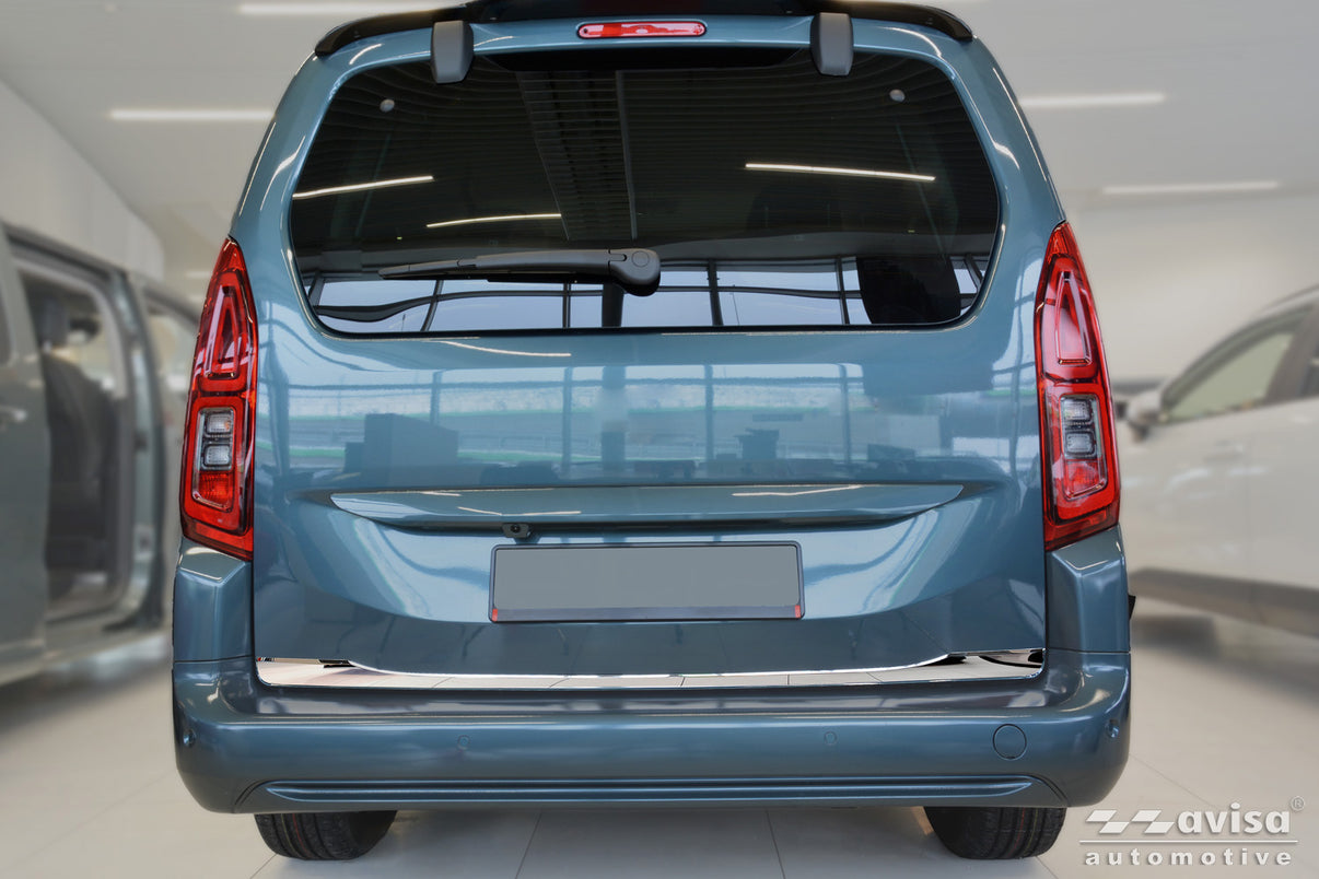 Bakluckelist Toyota Proace City Verso 2019–2024, facelift 2024+ – Spegelpolerat silver – detaljbild 3