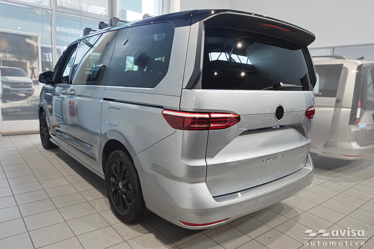 Bakluckelist Volkswagen Multivan T7 2021+ – Spegelblank svart – detaljbild 2