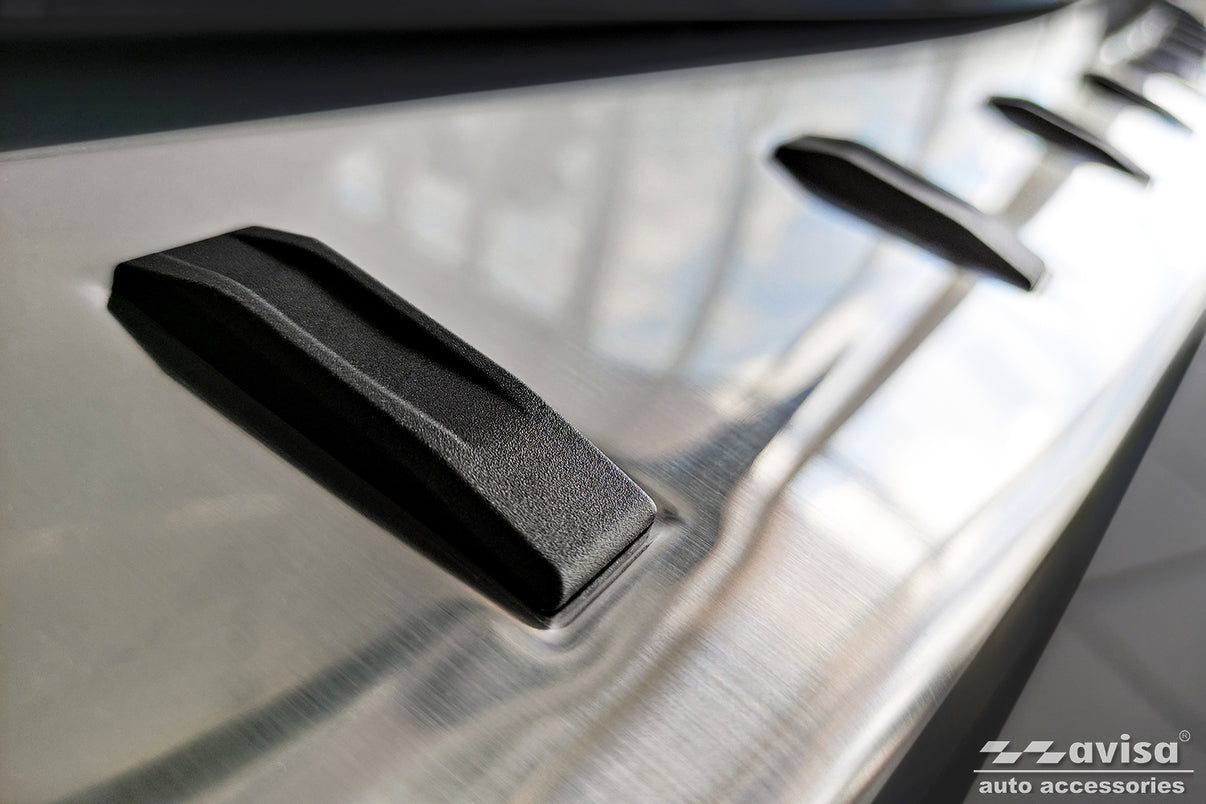 Lastskydd Strong Edition BMW X1 III U11 2022+/ BMW X1 III U11 X -line 2022+ – Silver satin – detaljbild 3