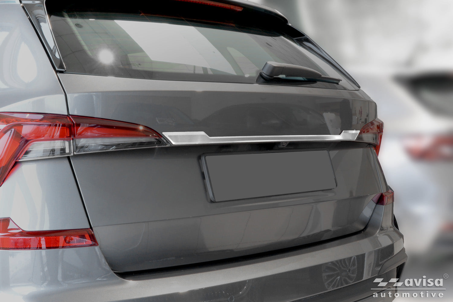 Bakluckelist Skoda Kamiq 2019+24, facelift 24– – Silver satin – detaljbild 3