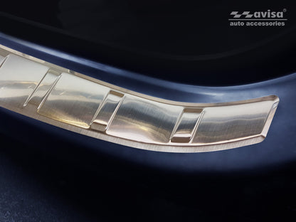 Lastskydd Toyota Corolla XI 2014+ (American version) – Silver satin – detaljbild 2