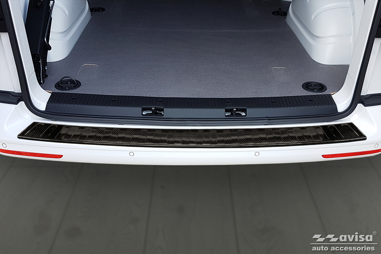 Lastskydd Volkswagen Transporter T5 Multivan, Caravelle 2003–2012, facelift 2012–2015 ( fits to the two bak dörrar and versionen… (2/49274) – detaljbild 3