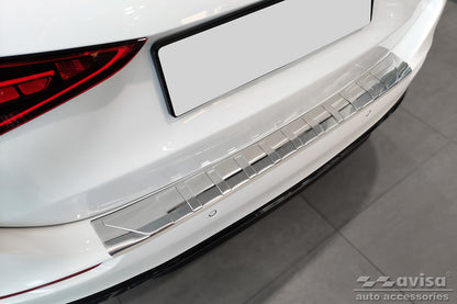 Lastskydd Mercedes C Class V Kombi S206 2021+ – Silver satin – detaljbild 3