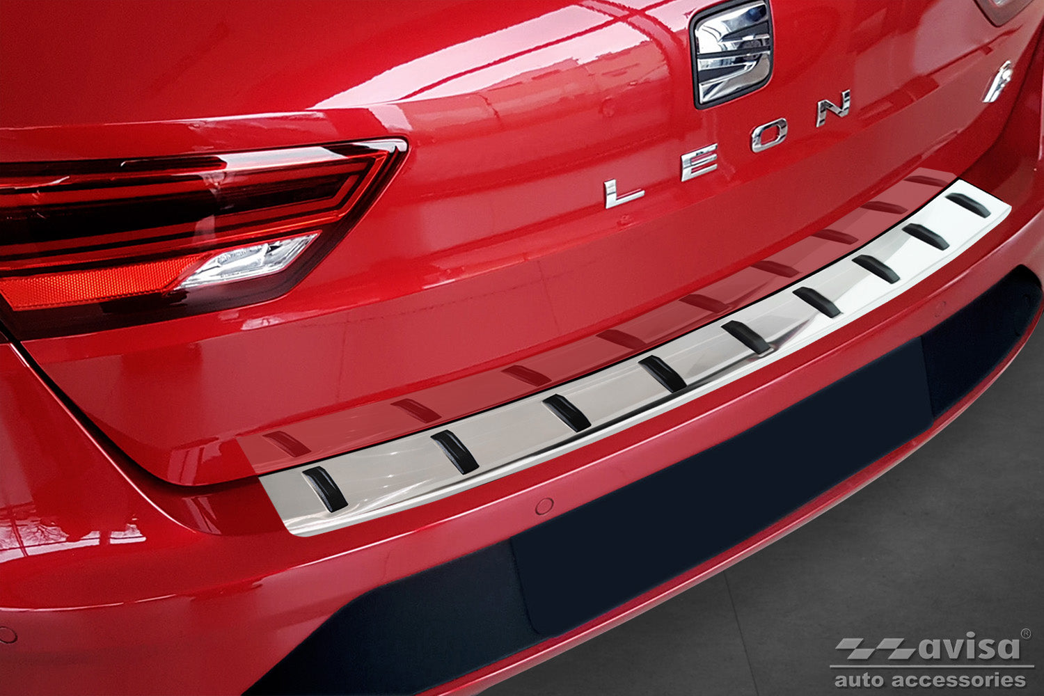 Lastskydd Strong Edition Seat Leon III (5F) ST 2013–2017, facelift 2017–2020 – Silver satin – detaljbild 3