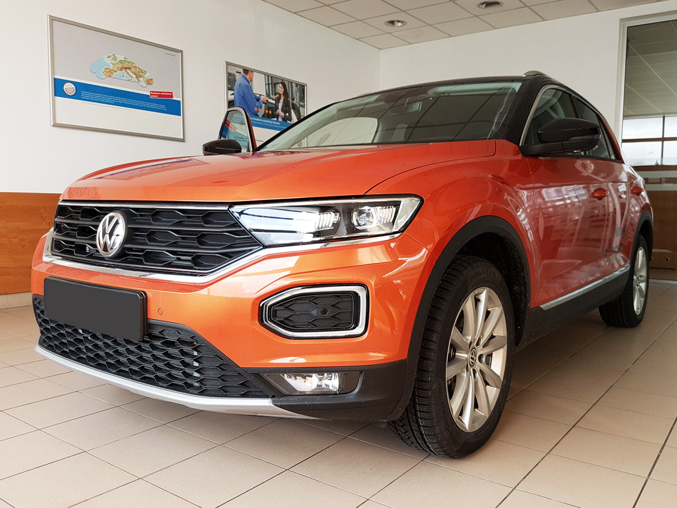 Lastskydd Volkswagen T-Roc/ cabrio 2017–2022, facelift 2022–2025 – Silver satin – detaljbild 3