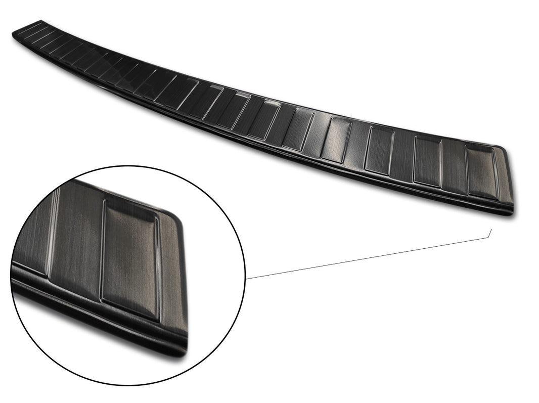 Lastskydd Volkswagen T6 Caravelle 2015–2019, facelift 2019–2024 (versionen med trunk opening upwards) – Svart