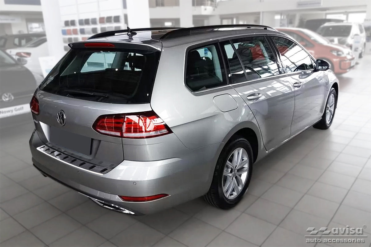 Lastskydd Strong Edition Volkswagen Golf VII Variant/ R-line facelift 2017–2019/ VW Golf Variant 2018 2020 Alltrack – Silver – detaljbild 2