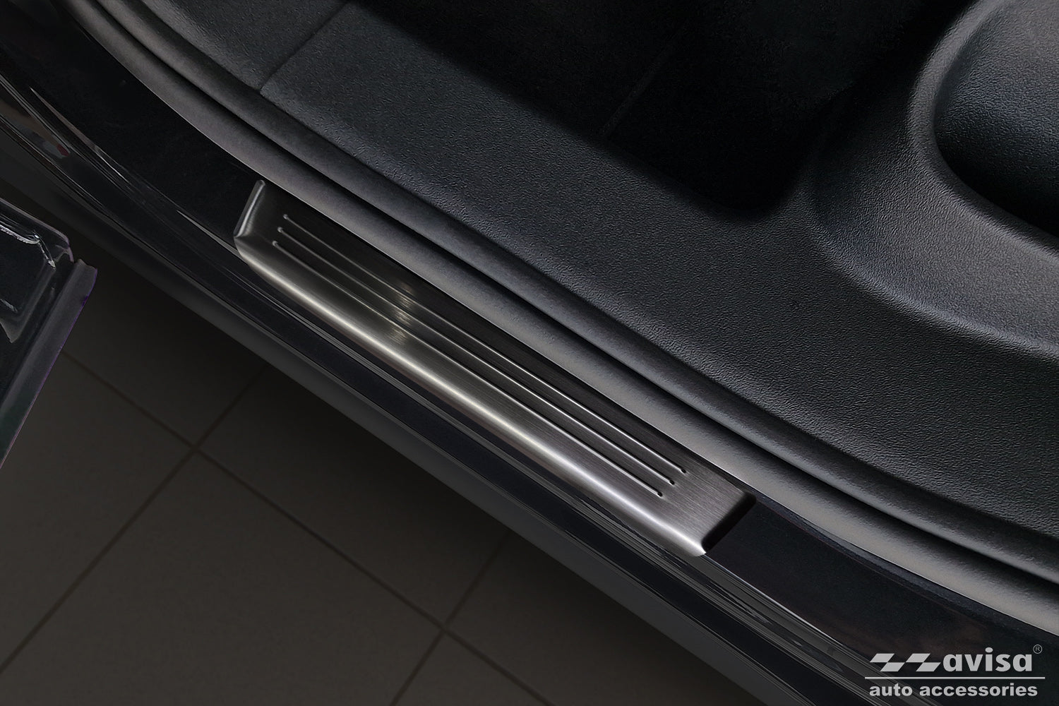 Tröskelskydd Lines Volkswagen Tiguan III 2024+ – Svart – detaljbild 2
