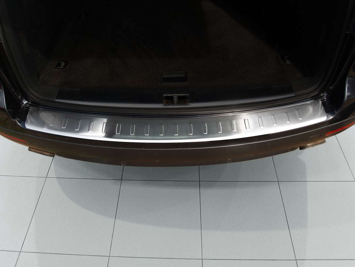 Lastskydd Volkswagen Touareg I 2007–2010 – Silver satin