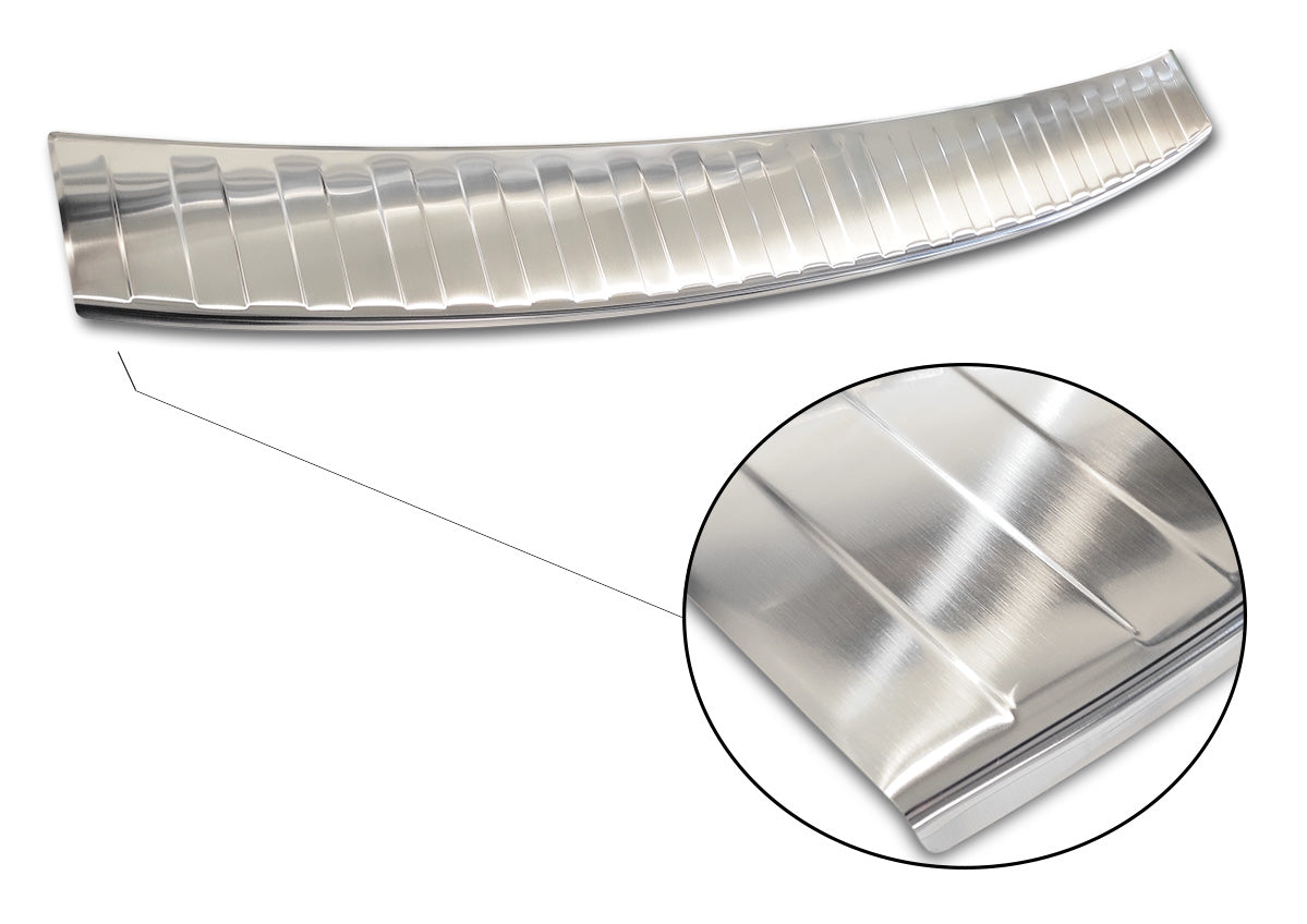 Lastskydd Toyota RAV4 III facelift 2008–2010 (fits to the modeller only med spare wheel) – Silver satin