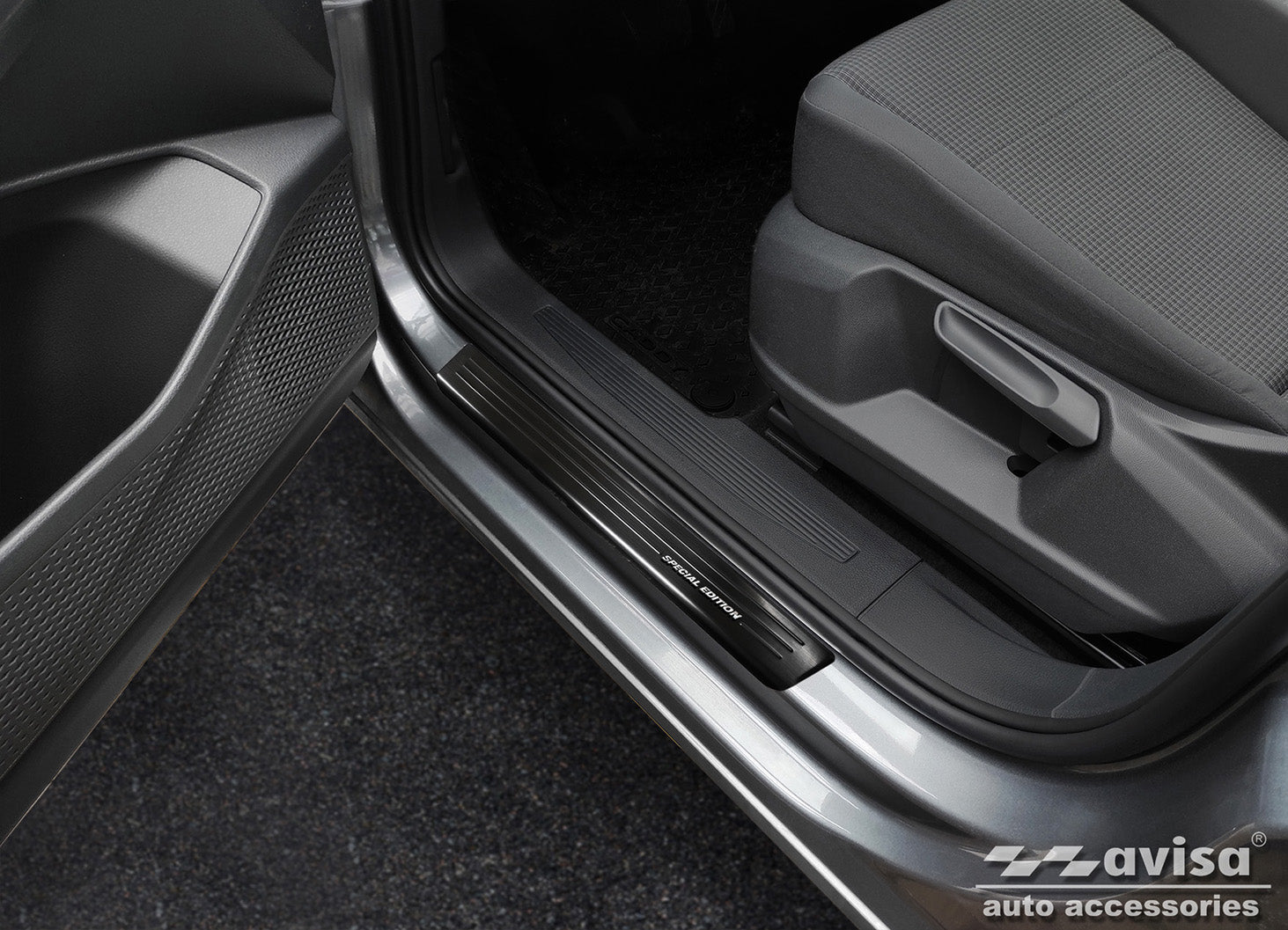 Tröskelskydd Special Edition Volkswagen Caddy V (SB) 2020+ / Volkswagen Caddy Cargo V (SB ) furgon 2020+ – Svart – detaljbild 3