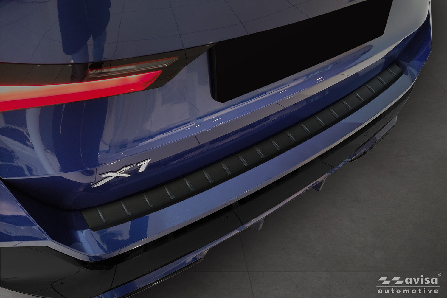 Lastskydd Black Mat BMW X1 III U11 M- pakiet 2022+/ BMW iX1 U11 BEV M- pakiet 2022+ – Mattsvart – detaljbild 3