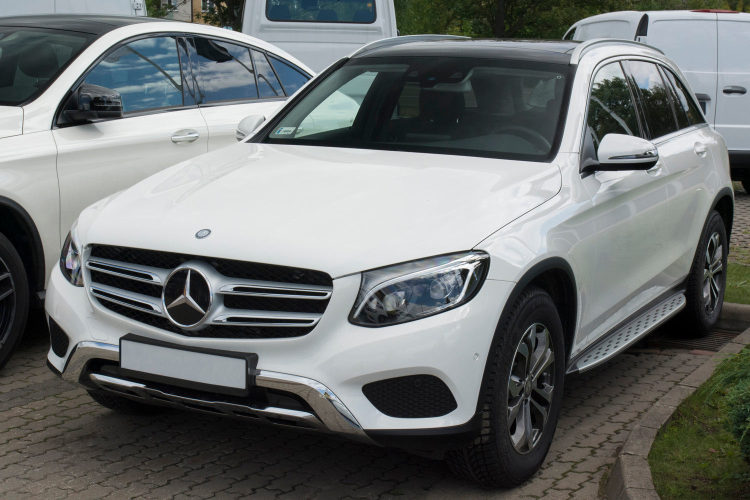 Lastskydd Mercedes Glc (X253) 5-dörrars/ Hybrid 2015–2019, facelift 2019–2022 – Svart – detaljbild 3