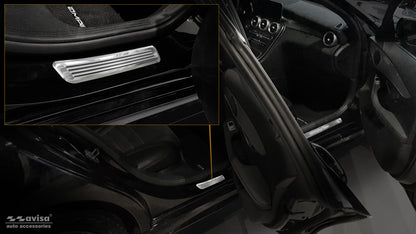 Tröskelskydd Mercedes C Class W205/ S205 2014–2019, facelift 2019+ / Mercedes C Class W206 2021+ – Spegelpolerat silver – detaljbild 2