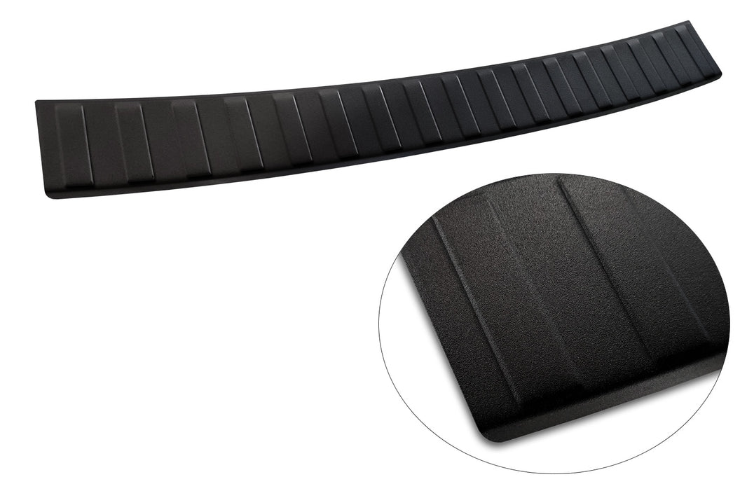 Lastskydd Black Mat Volkswagen Passat B8 variant/ R-line/ Alltrack/ GTE 2014–2019, facelift 2019–2023 – Mattsvart