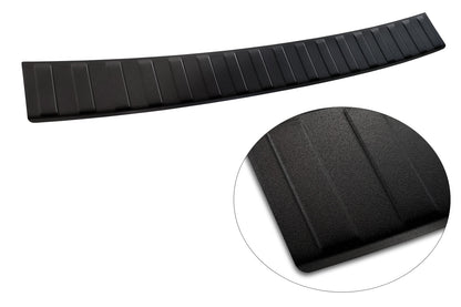 Lastskydd Black Mat Volkswagen Passat B8 variant/ R-line/ Alltrack/ GTE 2014–2019, facelift 2019–2023 – Mattsvart