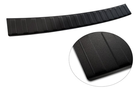 Lastskydd Black Mat Volkswagen Passat B8 variant/ R-line/ Alltrack/ GTE 2014–2019, facelift 2019–2023 – Mattsvart