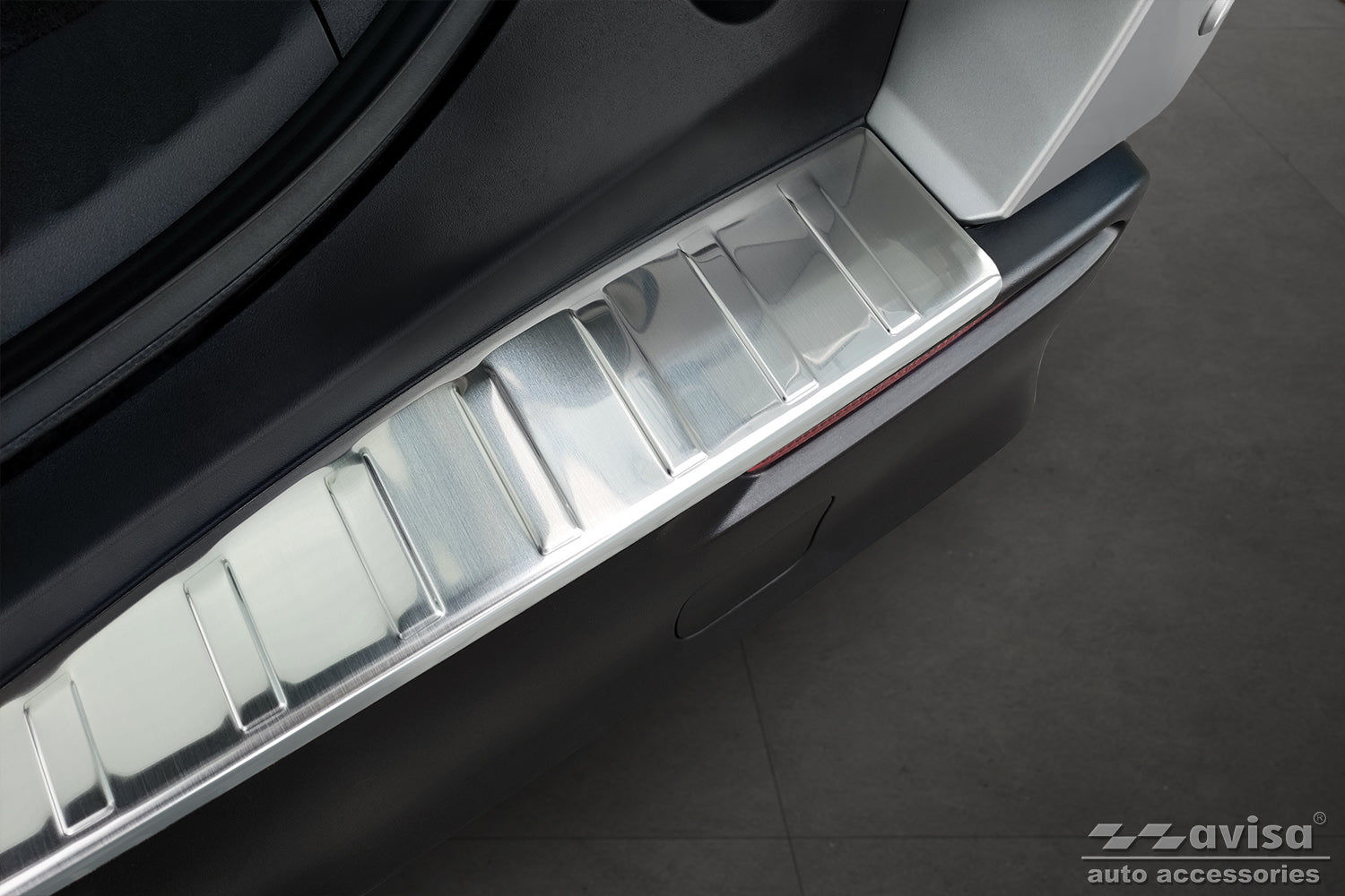Lastskydd Subaru Solterra 2022+ / Toyota BZ4X (Eam) 2022+ – Silver – detaljbild 3