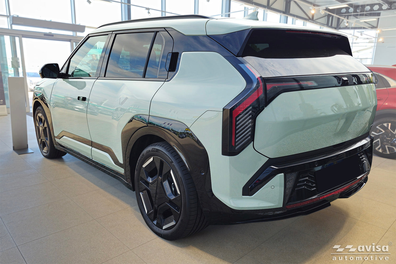 Lastskydd Kia EV3 GT 2024+ – Silver satin – detaljbild 2