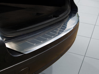 Lastskydd Volkswagen Touareg I 2007–2010 – Silver satin – detaljbild 3