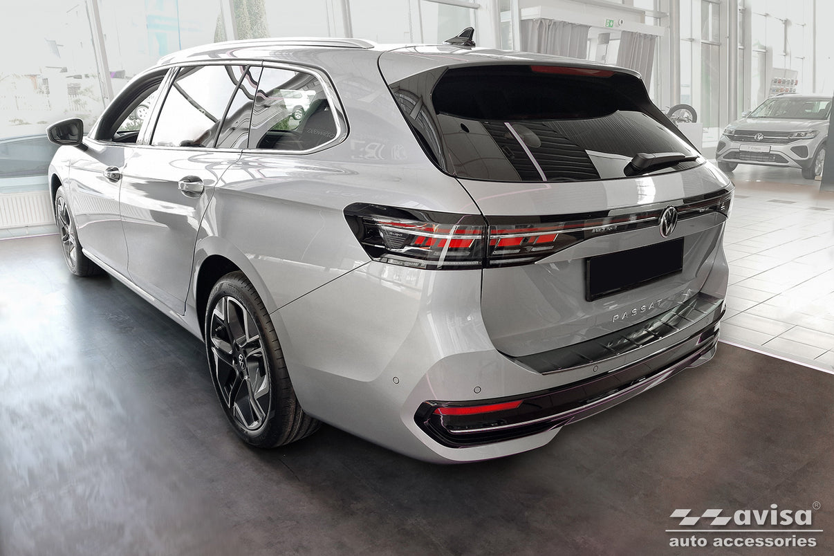 Lastskydd Volkswagen Passat B9 Variant/ R-line/ Hybrid 2024+ – Svart – detaljbild 2