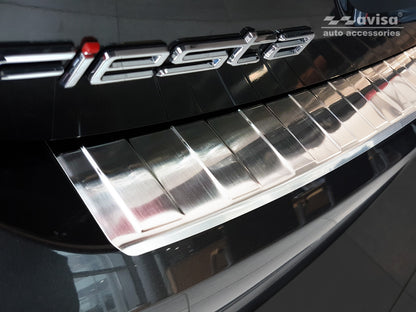 Lastskydd Ford Fiesta MK8 5-dörrars/ 3-dörrars/ Active/ Vignale/ ST 2017+ m.fl. – Silver satin – detaljbild 2