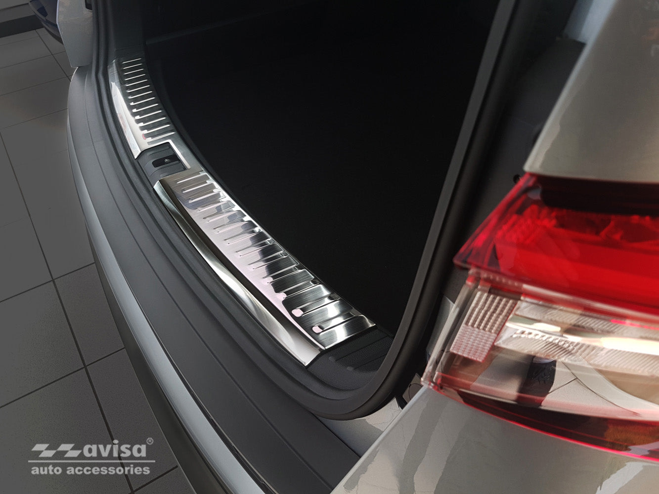 Inre lastskydd Skoda Kodiaq crossover 2016–2021, facelift 2021–2024 – Silver satin – detaljbild 3