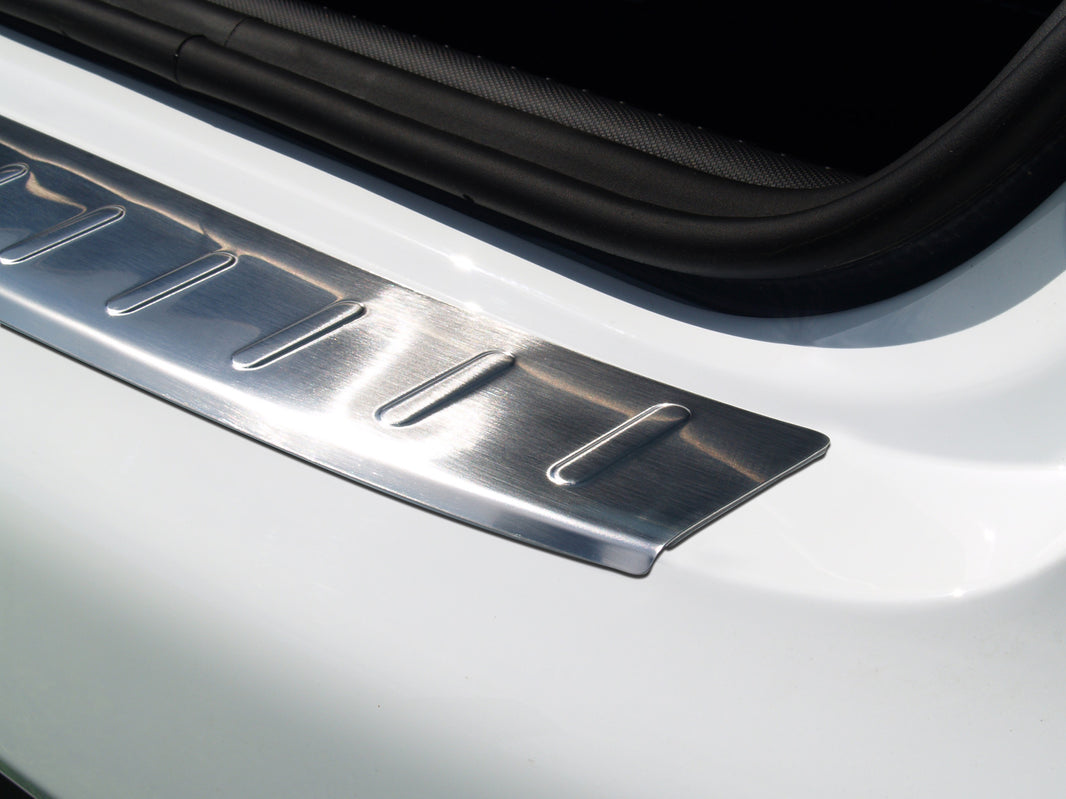 Lastskydd Renault Clio IV 5-dörrars/ Gt-Line 2013–2017, facelift 2017–2019 – Silver satin