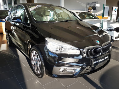 Lastskydd BMW 2 Active Tourer 2014–2018, facelift 2018–2021 – Silver satin – detaljbild 3