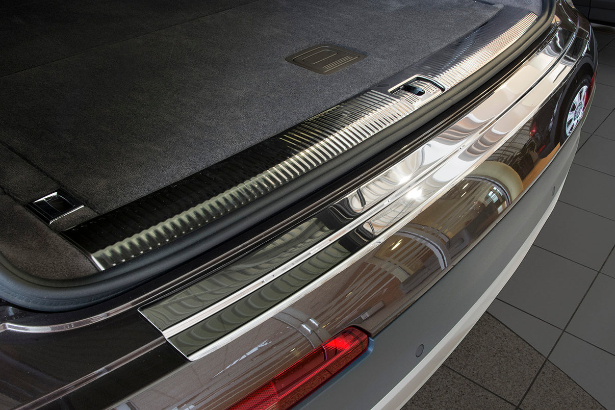 Lastskydd Audi Q7 II/ S-line 2015–2019, facelift 2019–2024 facelift 2024+ – Silver satin – detaljbild 2